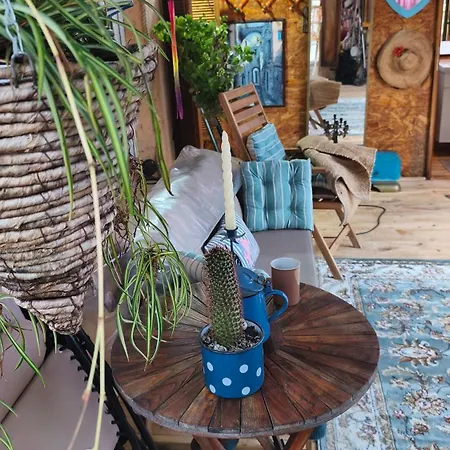 Loft Robinson,bediferent 아파트