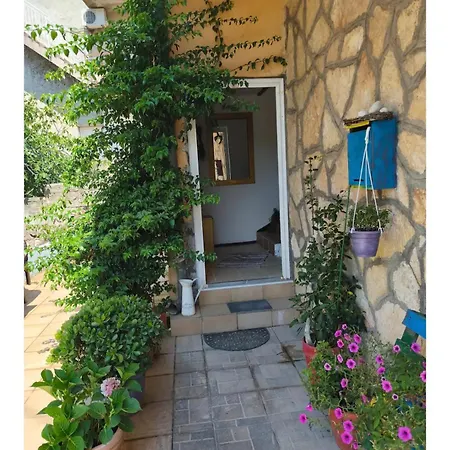 Loft Robinson,bediferent,free Parking&sailing * Šibenik