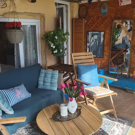Loft Robinson,bediferent,free Parking&sailing Apartman Šibenik