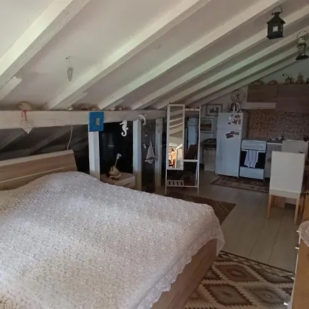 شقة Loft Robinson,bediferent,free Parking&sailing *