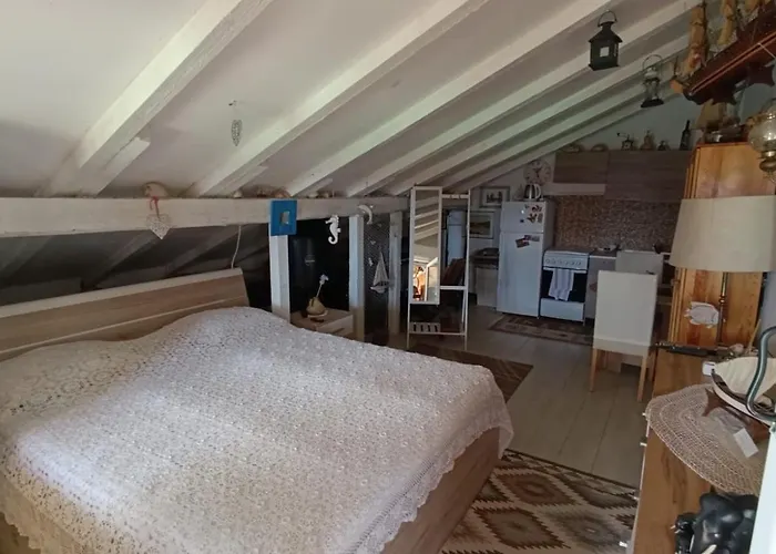 Apartment Loft Robinson,bediferent *